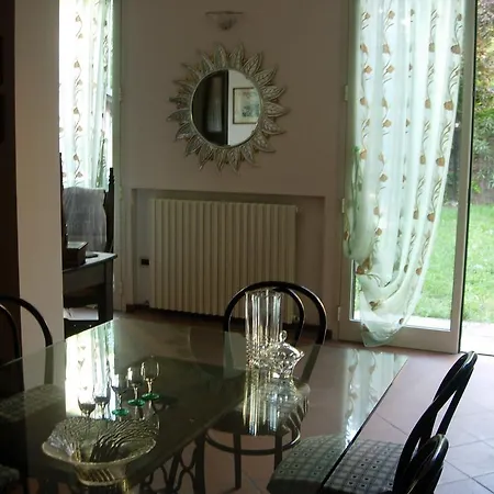Giardino Apartment *