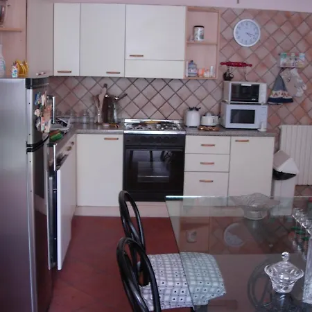 Giardino Apartment *